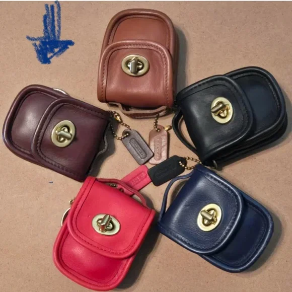 Vintage Coach Mini Station Bag Key Fob - Picture 2 of 5